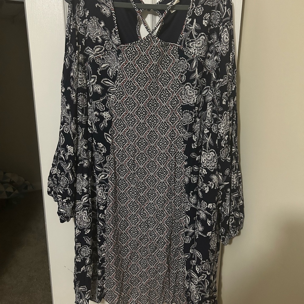 Cato Navy and White Floral Midi Dress